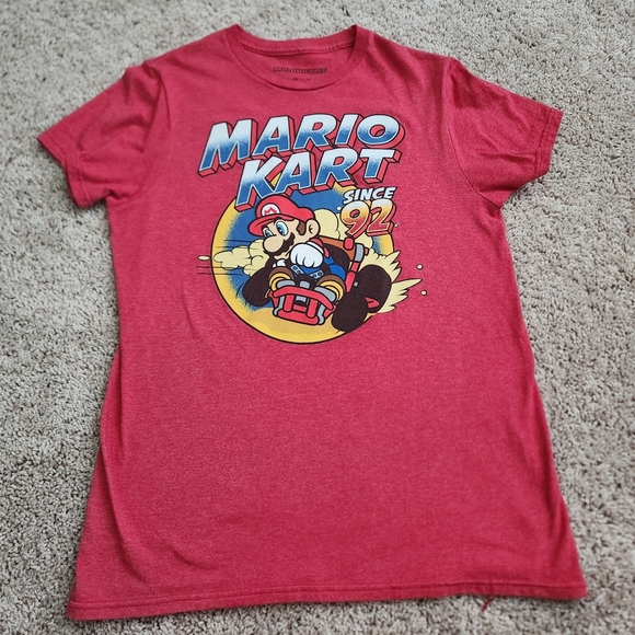 Mario Kart Shirt Size Small - Picture 1 of 3